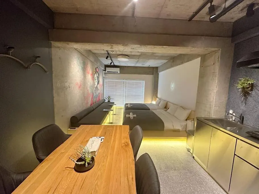 Apartment Us311山手线上野日本著名设计师设计公寓，直达上野2分直达新宿，涉谷，秋叶原，东京，便利店饮食店满载 Tokyo